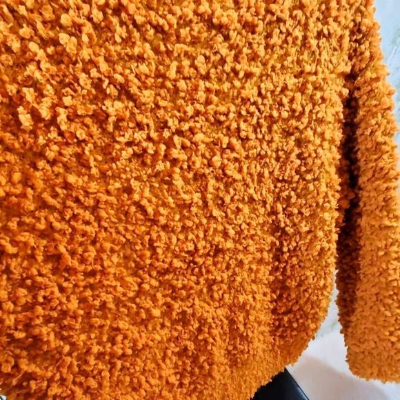 Listicle Soft Cozy Sweater - Picture 6 of 13